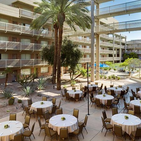 Doubletree Suites By Hilton Phoenix Dış mekan fotoğraf